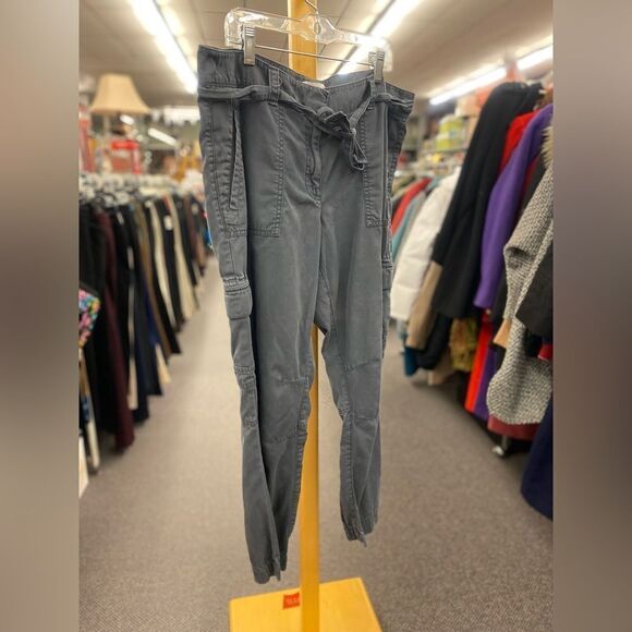 Loft Ladies 12 Gray Cargo Joggers Pants - Picture 1 of 6